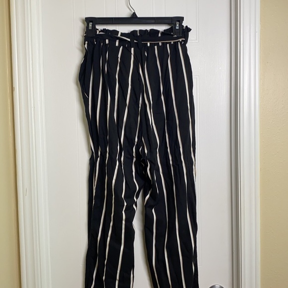H&M - Black And Tan Stripe Paper Bag Pants Size 4 - Picture 10 of 10
